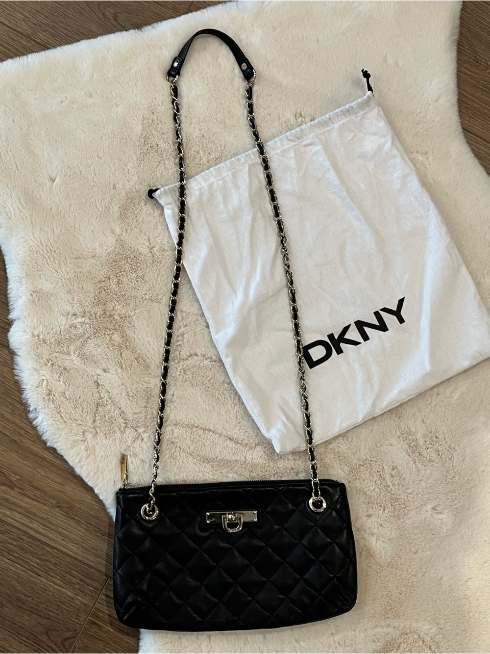 DKNY Quilted Leather Shoulder Crossbody Bag - Picture 6 of 11